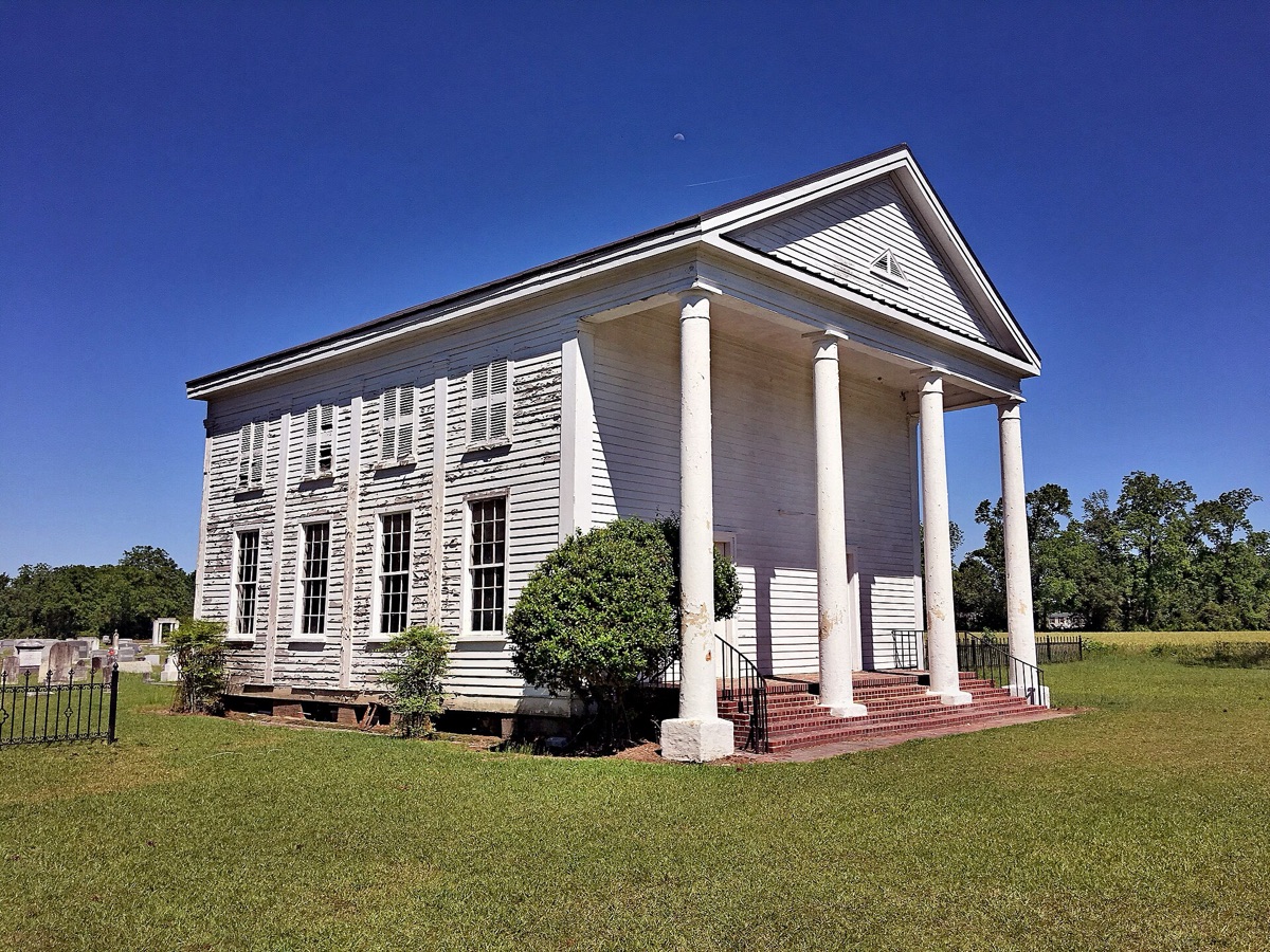 Lynchburg Presbyterian Church, a white wooden church with a columned portico, in Lynchburg